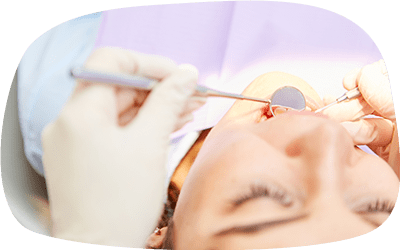 歯周病治療を受けている患者